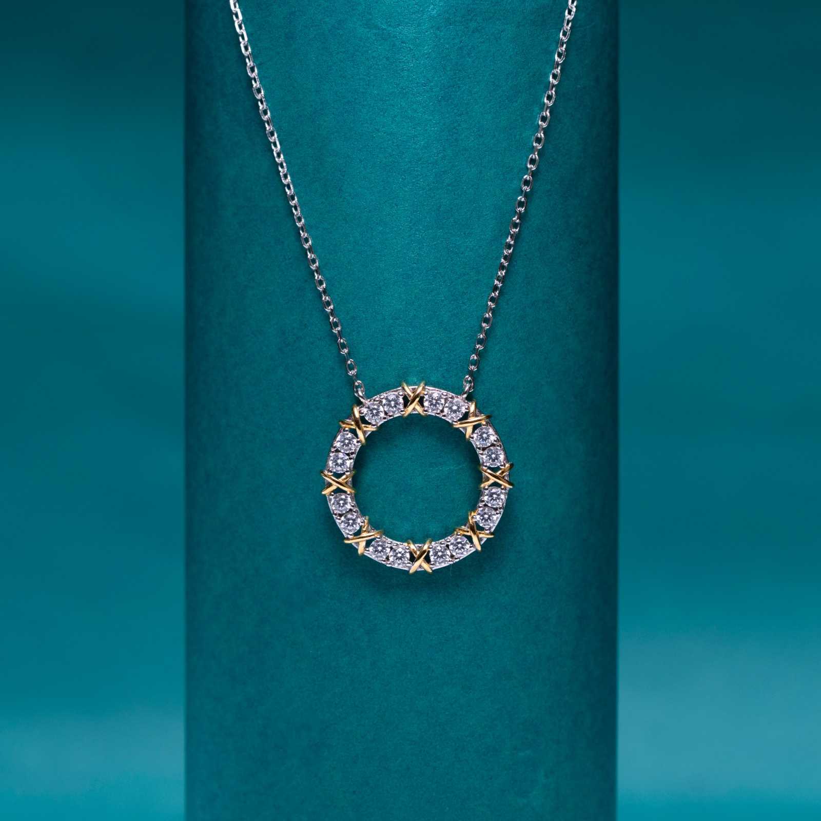 925 Sterling Silver Zircon Circle Pendant Necklace