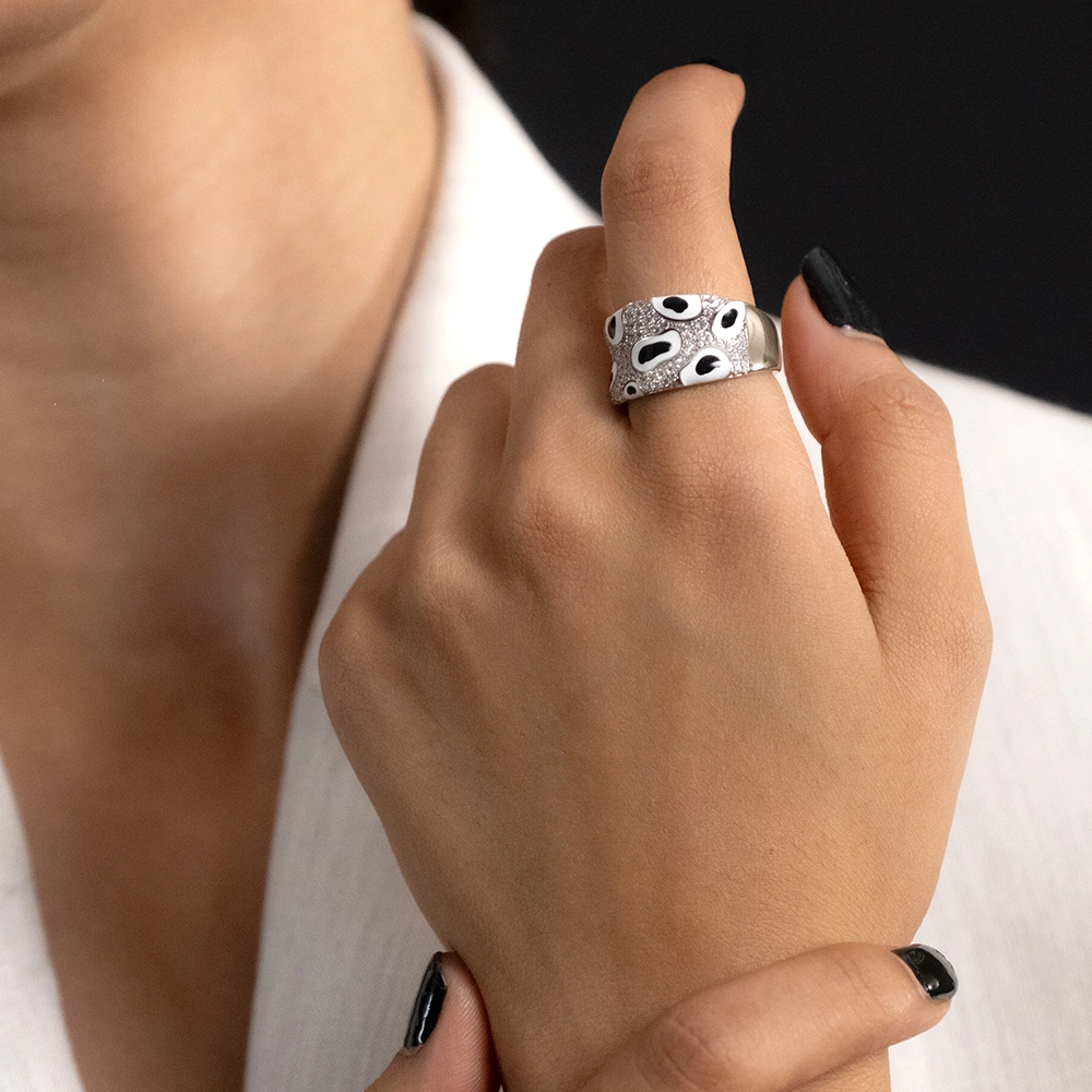 Reegalia Noir Luxe 925 Silver Statement Ring