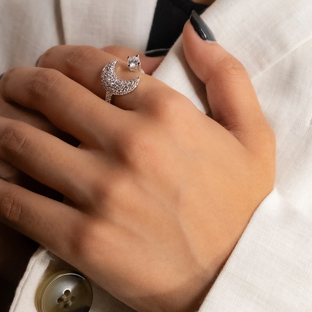 Reegalia Celestial Radiance Ring – 925 Silver with CZ Embellishments