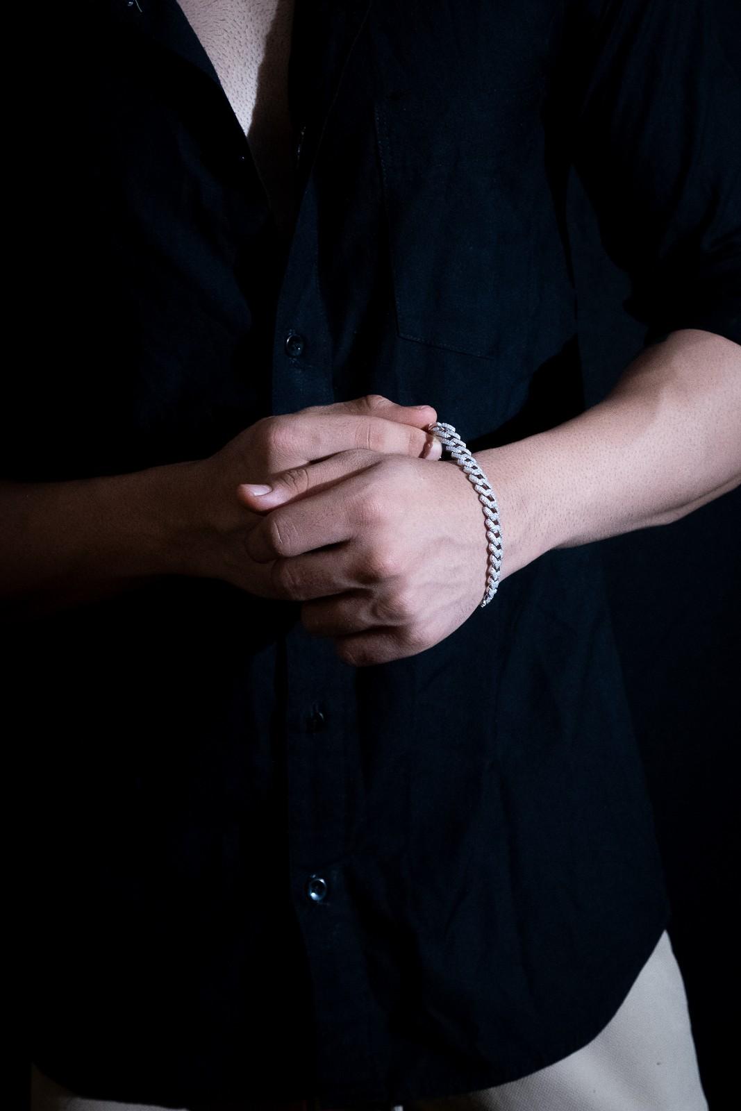 Reegalia Iced Cuban Link Bracelet – 925 Silver with CZ Detailing