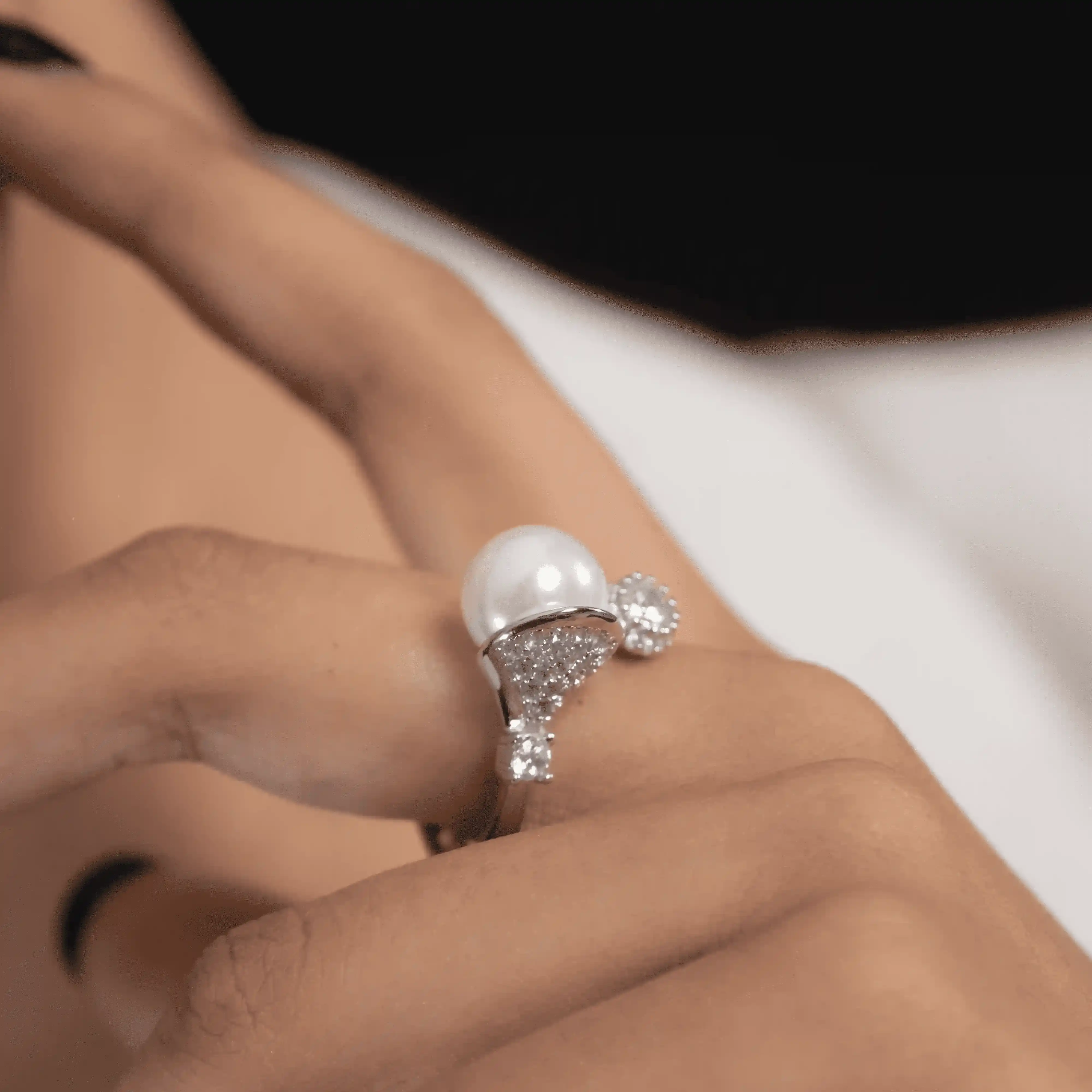 Reegalia Lumière Pearl 925 Silver Adjustable Ring