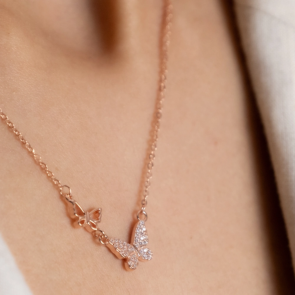 Reegalia Golden Flutter Chain Pendent – 925 Silver