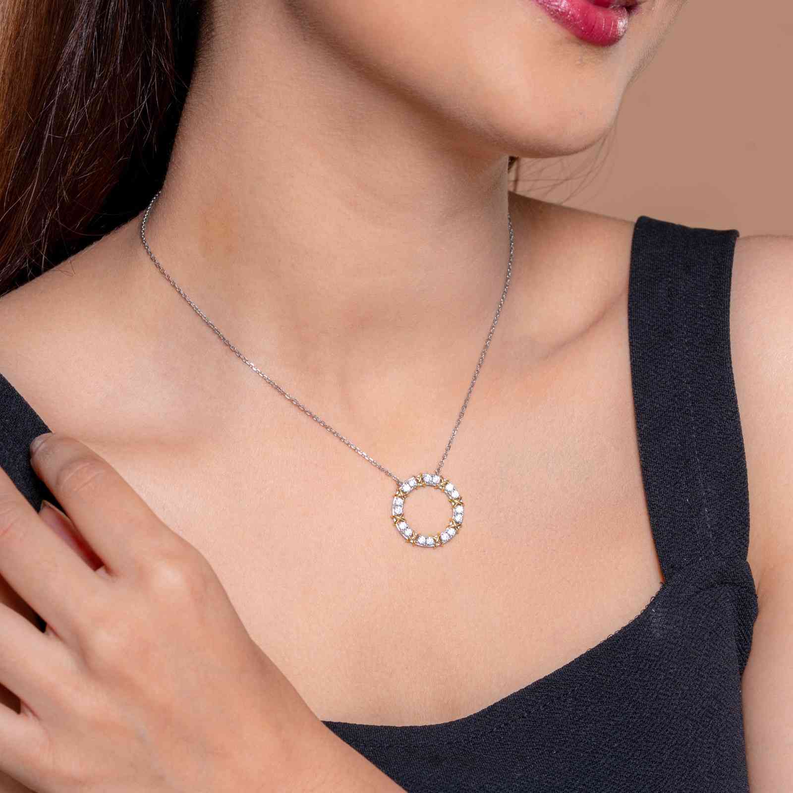 925 Sterling Silver Zircon Circle Pendant Necklace